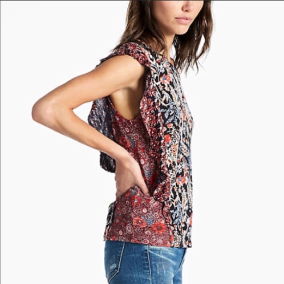 Lucky Brand Top NWT. - Picture 2 of 7